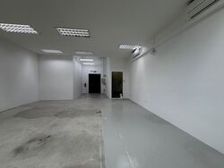 UB. One (D14), Factory #601927111